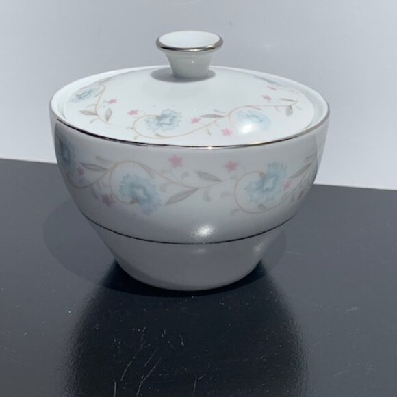 #7863 ENGLISH GARDEN COVEREED SUGAR BOWL - Picture 4 of 7